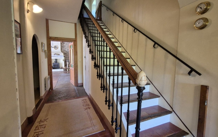 Maison CASSAGNOLES (34210)  207 m2 179 000 € 