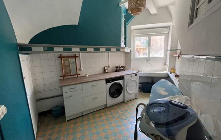 Maison de village PUICHERIC (11700)  148 m2 112 000 € 