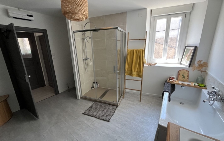 Maison de village PUICHERIC (11700)  148 m2 112 000 € 