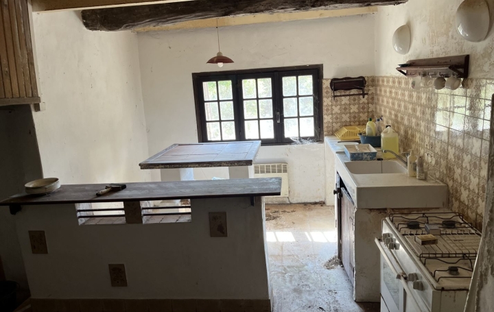 Maison CASSAGNOLES (34210)  178 m2 107 000 € 