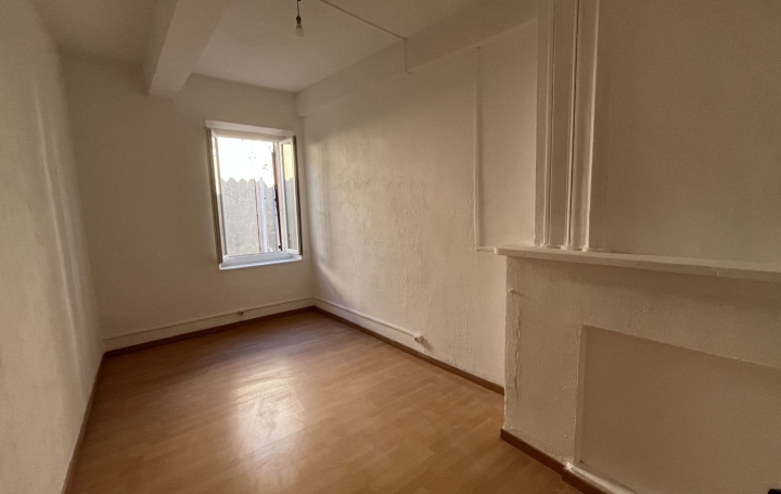 Maison / Villa AZILLE (11700) 71 m<sup>2</sup> 66 000 € 