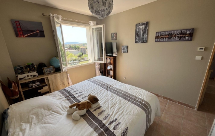 Villa LA REDORTE (11700)  148 m2 385 000 € 