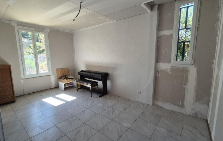 Maison FELINES-MINERVOIS (34210)  211 m2 138 000 € 