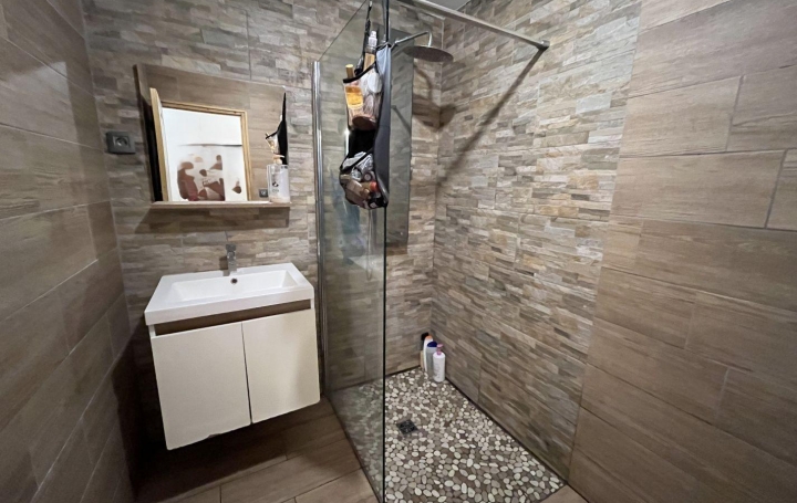 Villa LEZIGNAN-CORBIERES (11200)  73 m2 190 000 € 