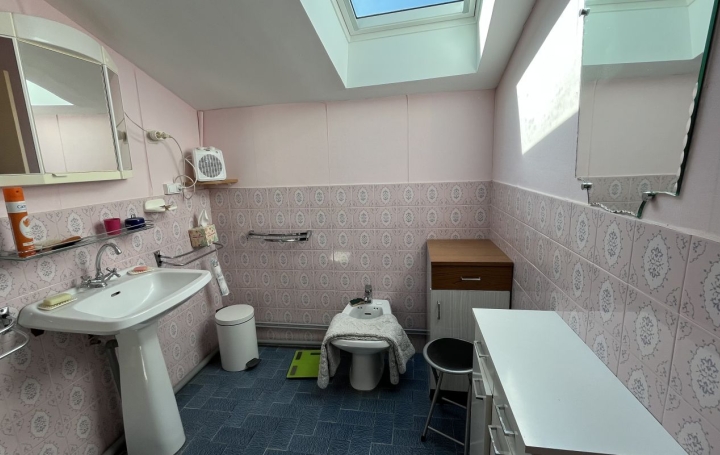 Maison OUPIA (34210)  148 m2 129 000 € 