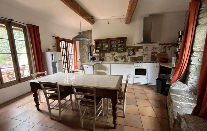 Maison de village OLONZAC (34210)  151 m2 179 000 € 