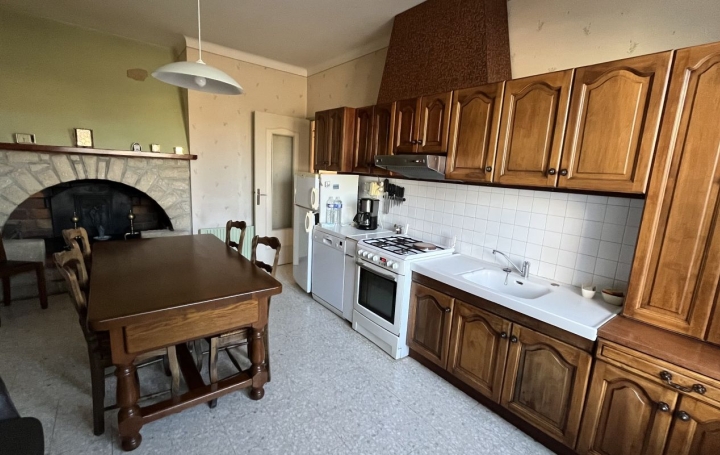 Maison OLONZAC (34210)  180 m2 199 000 € 