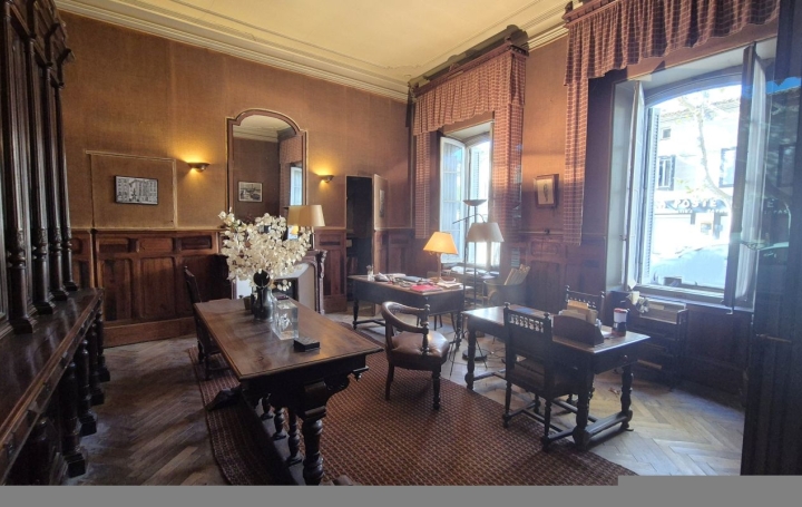 Maison OLONZAC (34210)  464 m2 460 000 € 