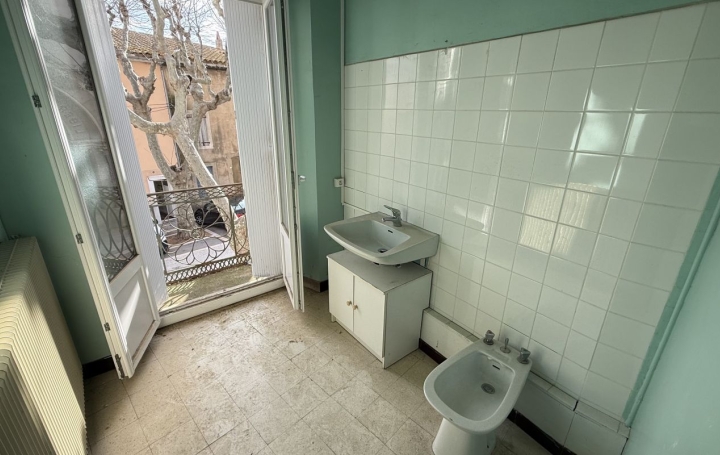 Immeuble OLONZAC (34210)  220 m2 138 000 € 