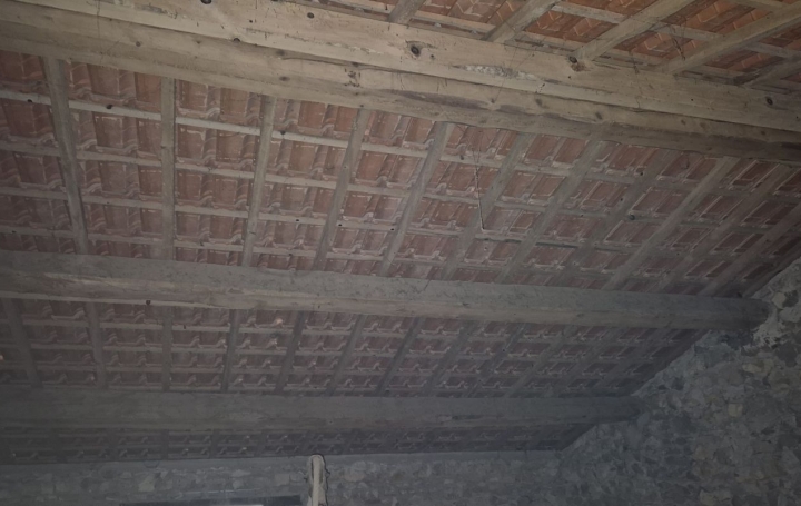 Garage PARAZA (11200)  63 m2 64 000 € 