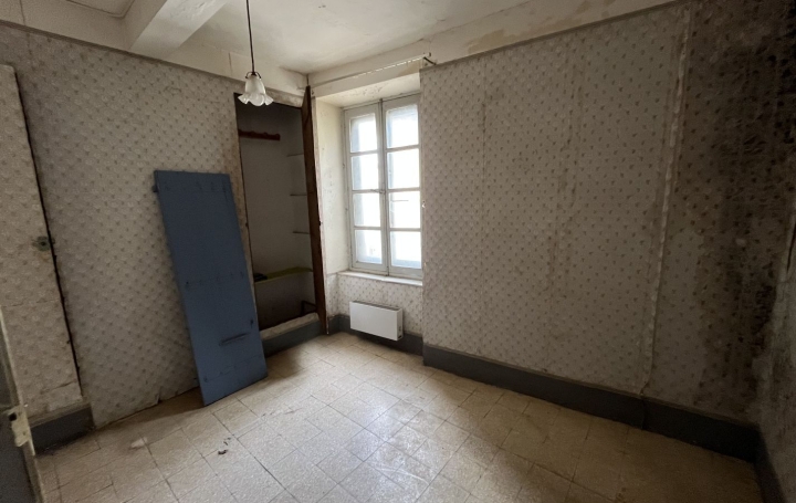 Maison de village SIRAN (34210)  100 m2 45 000 € 