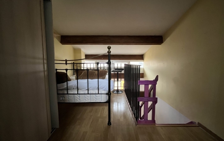 Maison de village CESSERAS (34210)  71 m2 76 000 € 