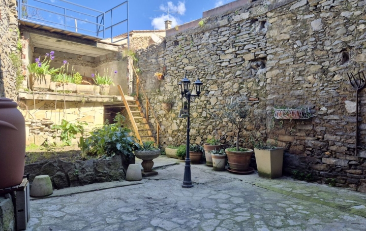 Maison de village SIRAN (34210)  134 m2 179 000 € 