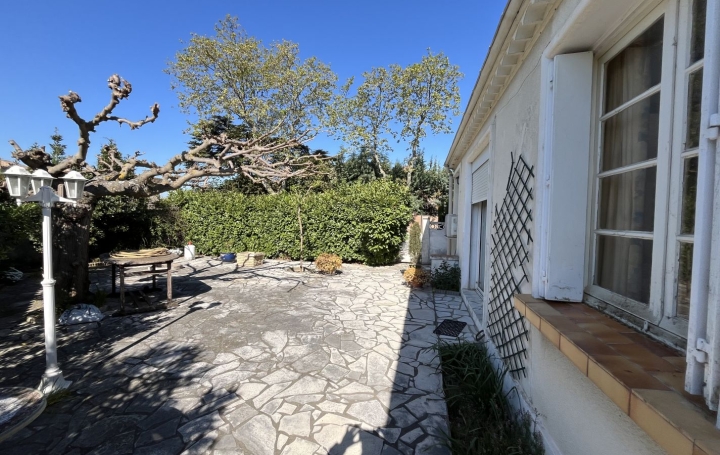 Villa HOMPS (11200)  77 m2 148 000 € 