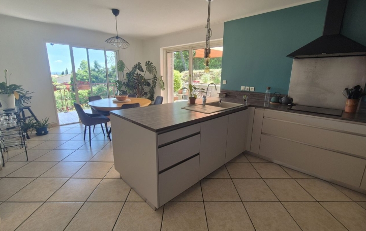 Villa CAUNES-MINERVOIS (11160)  190 m2 340 000 € 