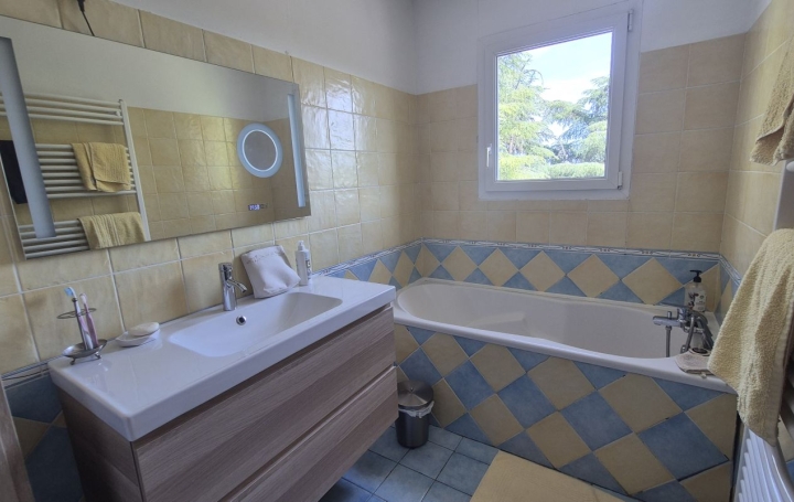 Villa CAUNES-MINERVOIS (11160)  190 m2 340 000 € 