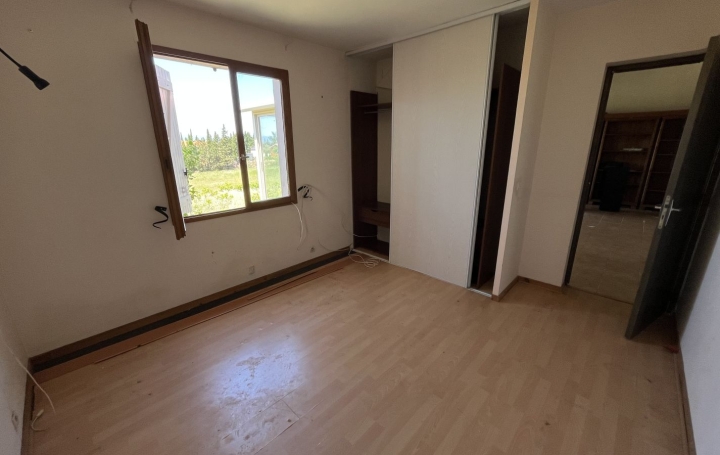 Villa MONTBRUN-DES-CORBIERES (11700)  64 m2 210 000 € 