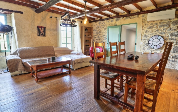 Maison de village BEAUFORT (34210)  95 m2 140 000 € 