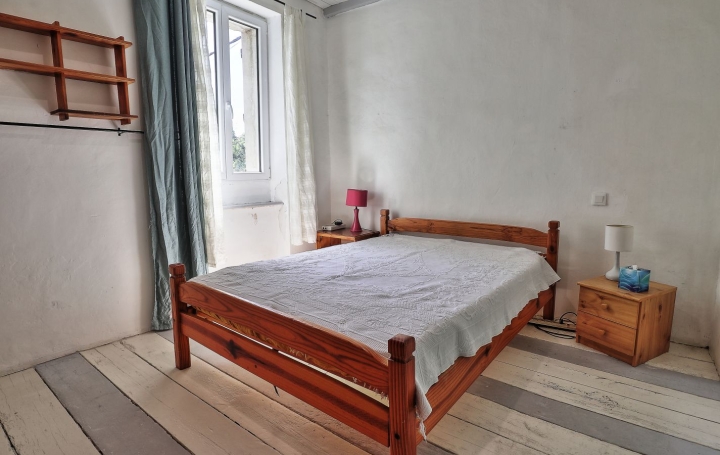 Maison de village BEAUFORT (34210)  95 m2 140 000 € 