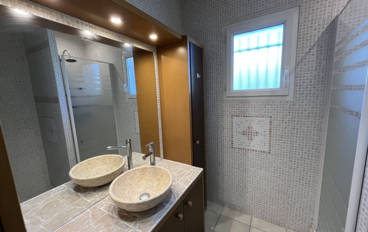 Villa FELINES-MINERVOIS (34210)  84 m2 199 000 € 