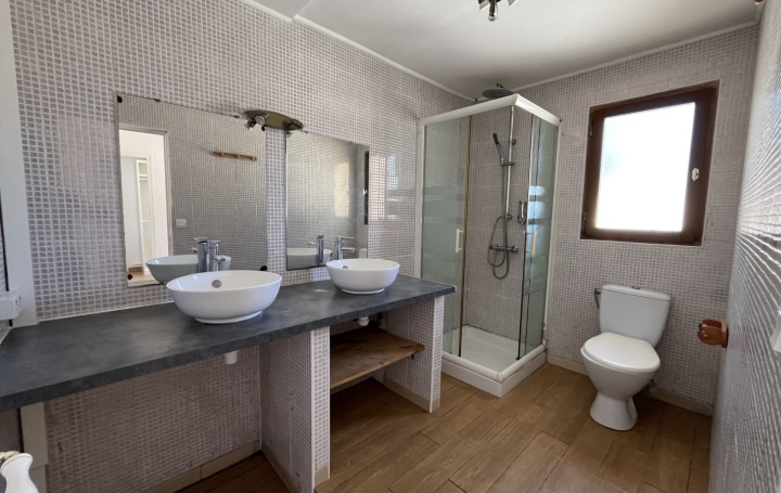 Villa HOMPS (11200)  98 m2 148 000 € 