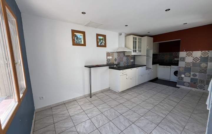 Villa HOMPS (11200)  98 m2 148 000 € 
