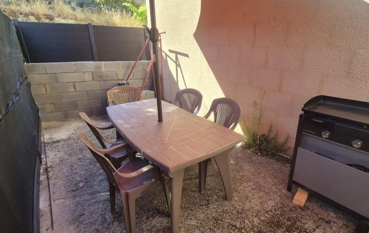 Maison de ville RIEUSSEC (34220)  92 m2 89 000 € 