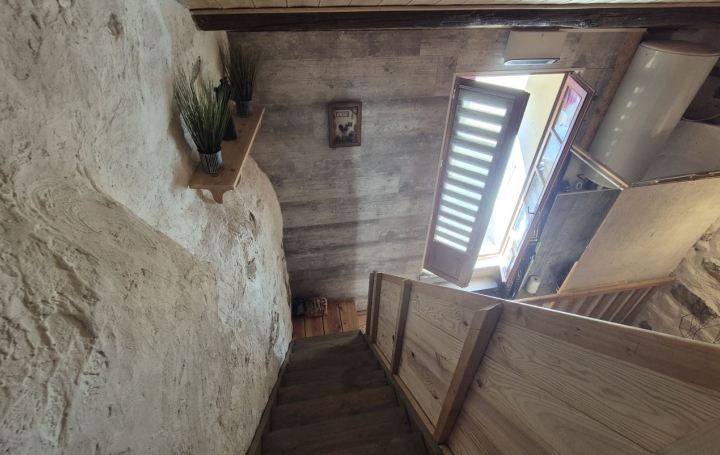 Maison de ville RIEUSSEC (34220)  92 m2 89 000 € 