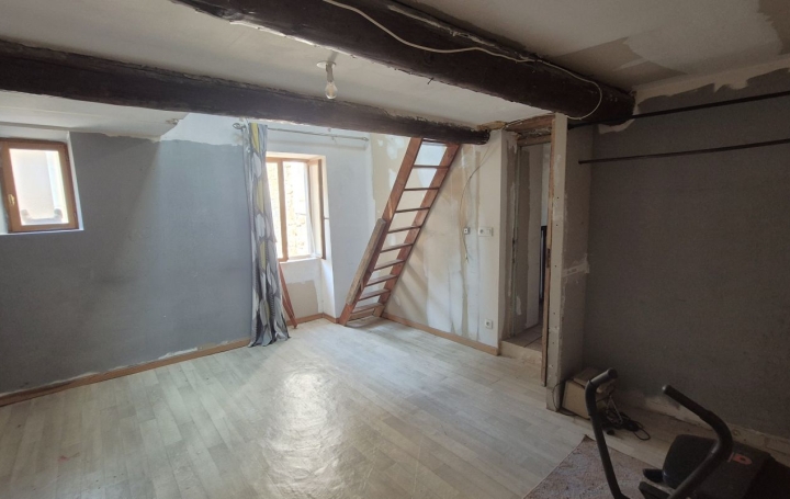 Maison de village OLONZAC (34210)  130 m2 79 000 € 