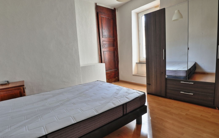 Maison OLONZAC (34210)  132 m2 107 000 € 