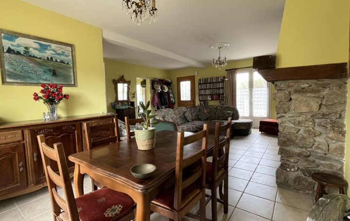 Villa TOUROUZELLE (11200)  127 m2 240 000 € 
