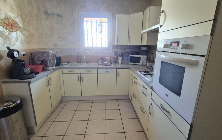 Villa LEZIGNAN-CORBIERES (11200)  113 m2 205 000 € 