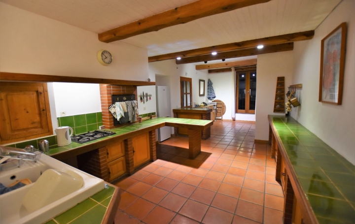 Maison de village CESSERAS (34210)  155 m2 249 000 € 