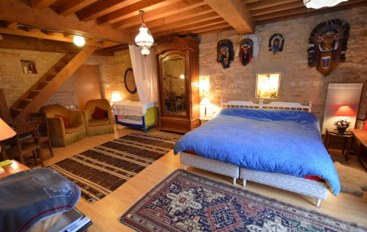 Réseau Immo-diffusion : Maison  CHAROLLES  175 m2 282 500 € 