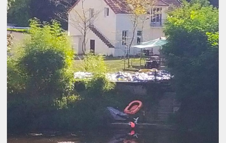 Réseau Immo-diffusion : Maison  VENDENESSE-SUR-ARROUX  165 m2 95 000 € 