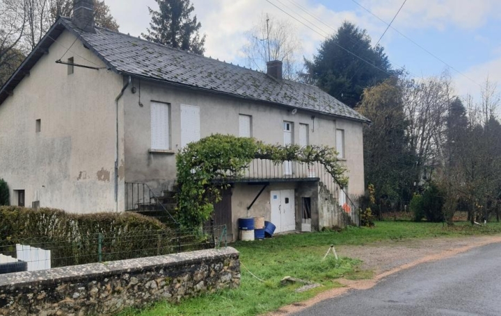 Réseau Immo-diffusion : Maison de village  CHARBONNAT  60 m2 35 000 € 
