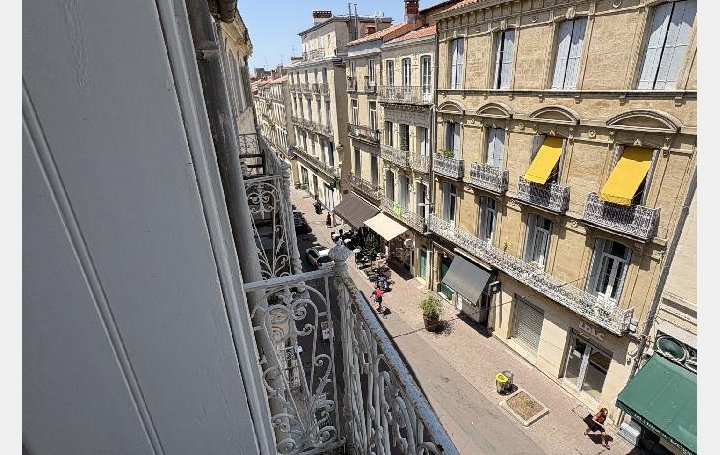 3 Pièces MONTPELLIER (34000)  55 m2 950 € 