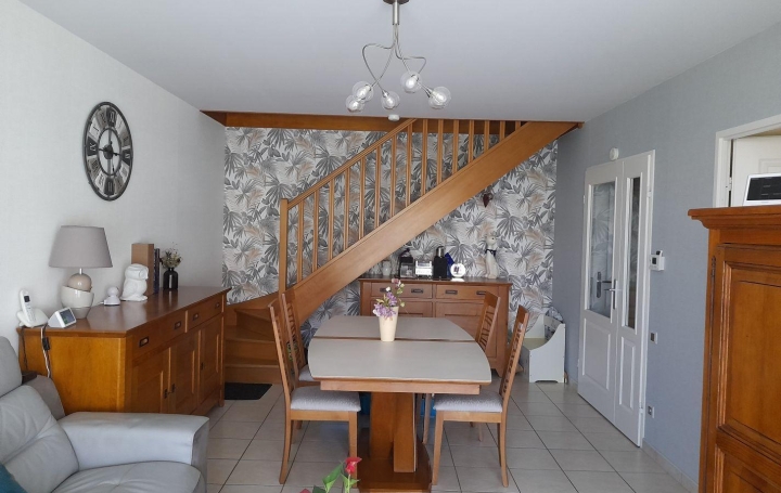 Réseau Immo-diffusion : Appartement P4  CHEVIGNY-SAINT-SAUVEUR  77 m2 228 000 € 