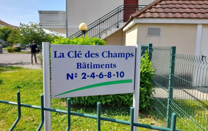 Réseau Immo-diffusion : Appartement P4  CHEVIGNY-SAINT-SAUVEUR  87 m2 228 000 € 