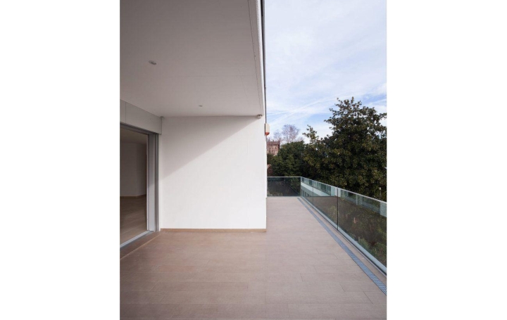 Réseau Immo-diffusion : Appartement P4  CLUSES  80 m2 319 050 € 