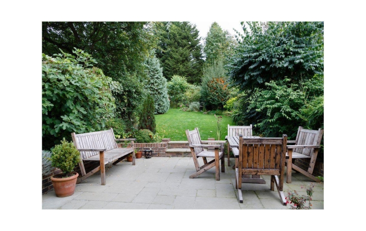 Réseau Immo-diffusion : Maison  HALLUIN  98 m2 334 000 € 