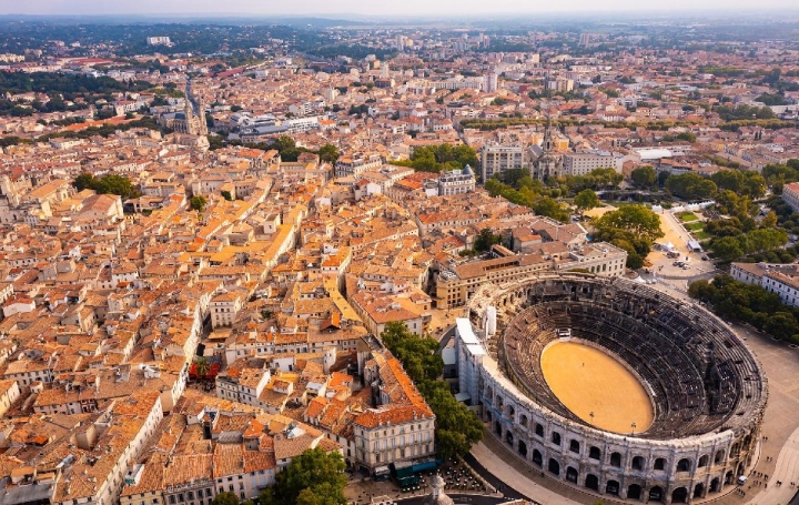 3 Pièces NIMES (30000)  67 m2 274 500 € 