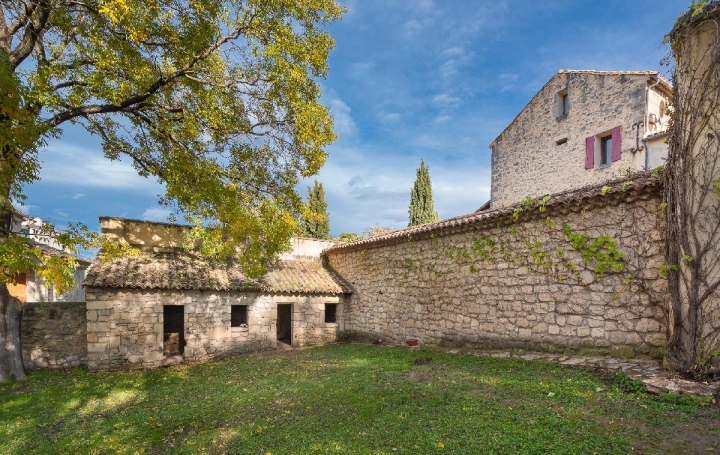 Maison / Villa UZES (30700) 217 m<sup>2</sup> 695 000 € 