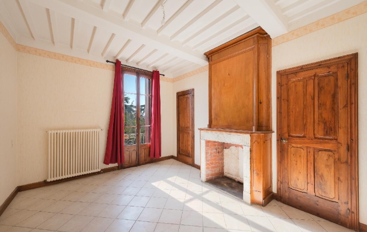 Maison UZES (30700)  217 m2 695 000 € 