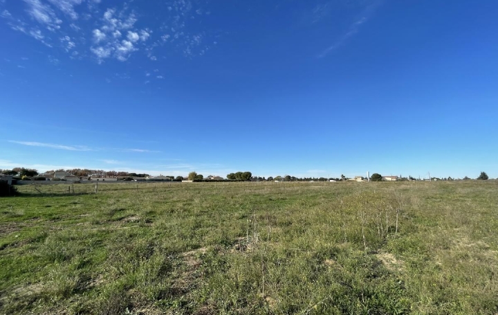 Terrain GALLARGUES-LE-MONTUEUX (30660)  441 m2 144 900 € 