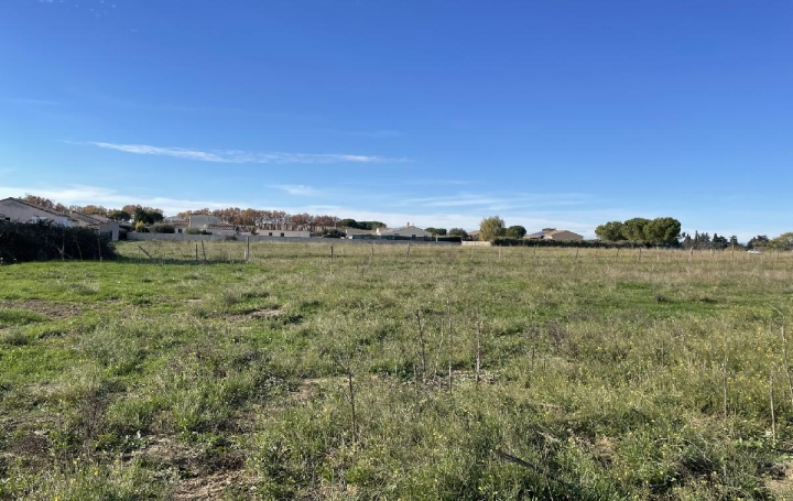 Terrain GALLARGUES-LE-MONTUEUX (30660)  642 m2 129 900 € 