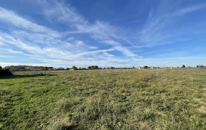 Terrain GALLARGUES-LE-MONTUEUX (30660)  642 m2 129 900 € 