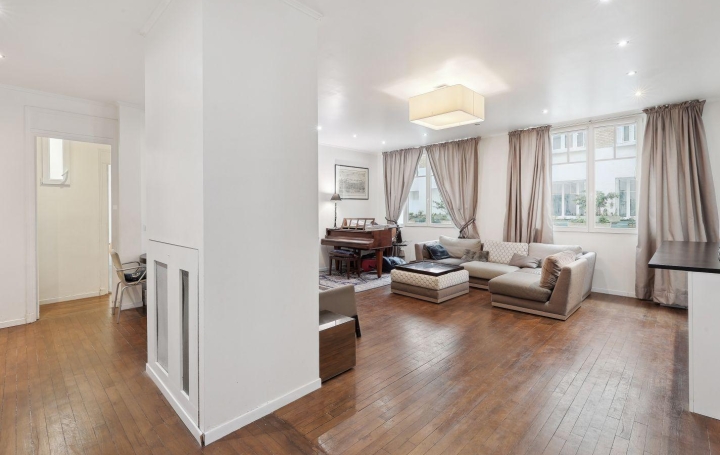5 Pièces PARIS (75016)  136 m2 1 190 000 € 
