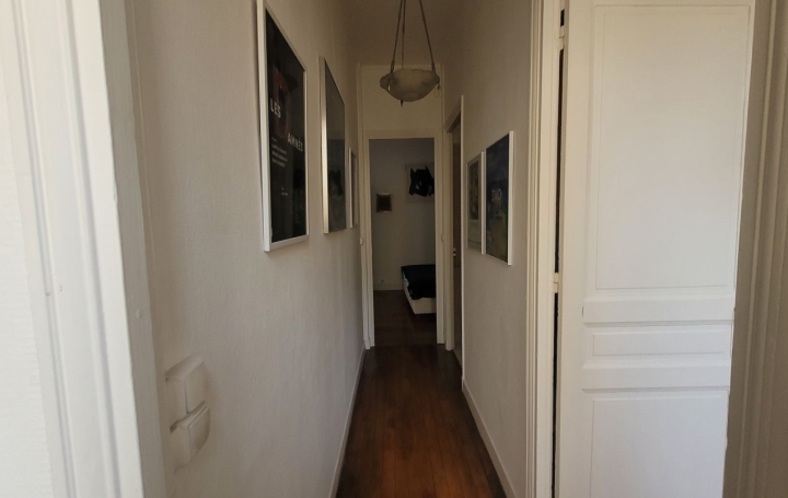 2 Pièces PARIS (75016)  47 m2 410 000 € 