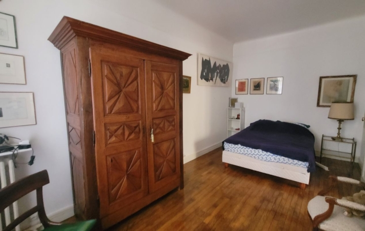 2 Pièces PARIS (75016)  47 m2 410 000 € 